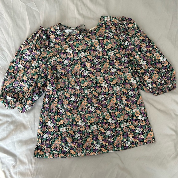 Floral Blouse - Picture 2 of 7